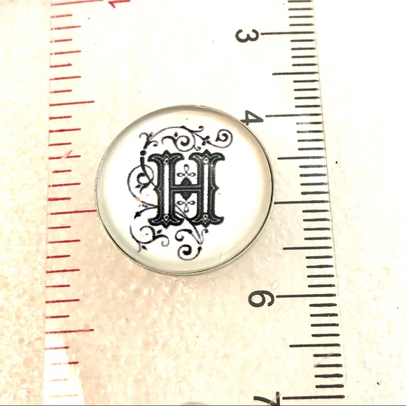 Letter H Snap 20mm button Gingersnaps ASN20 - Picture 3 of 3